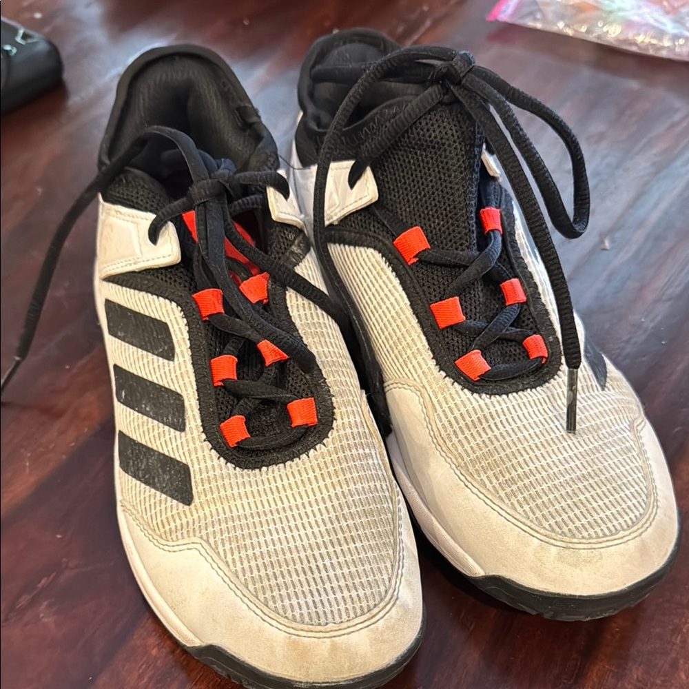 Adidas tennis sneakers - kids